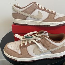 Nike Dunk Low Medium Curry