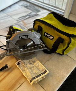 RYOBI 7-1/4" Circular Saw with Laser 