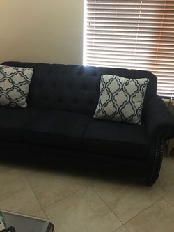 Moving Sale Benchcraft LaVernia Navy Sofa for Sale in Queen Creek