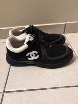 Chanel runners