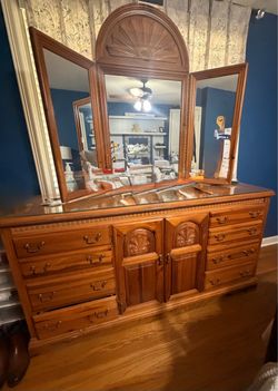 Bedroom set