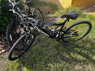 Hyper Full Suspension Mountain Bike