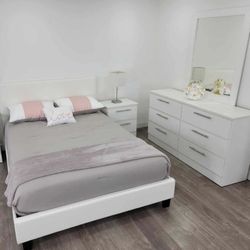 Bedroom Set - Juego De Cuarto 