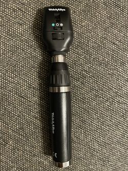 Welch Allyn Diagnostic Kit Ophthalmoscope and Otoscope