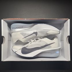Nike ZoomX Vaporfly Next% 4 Size 8.5 