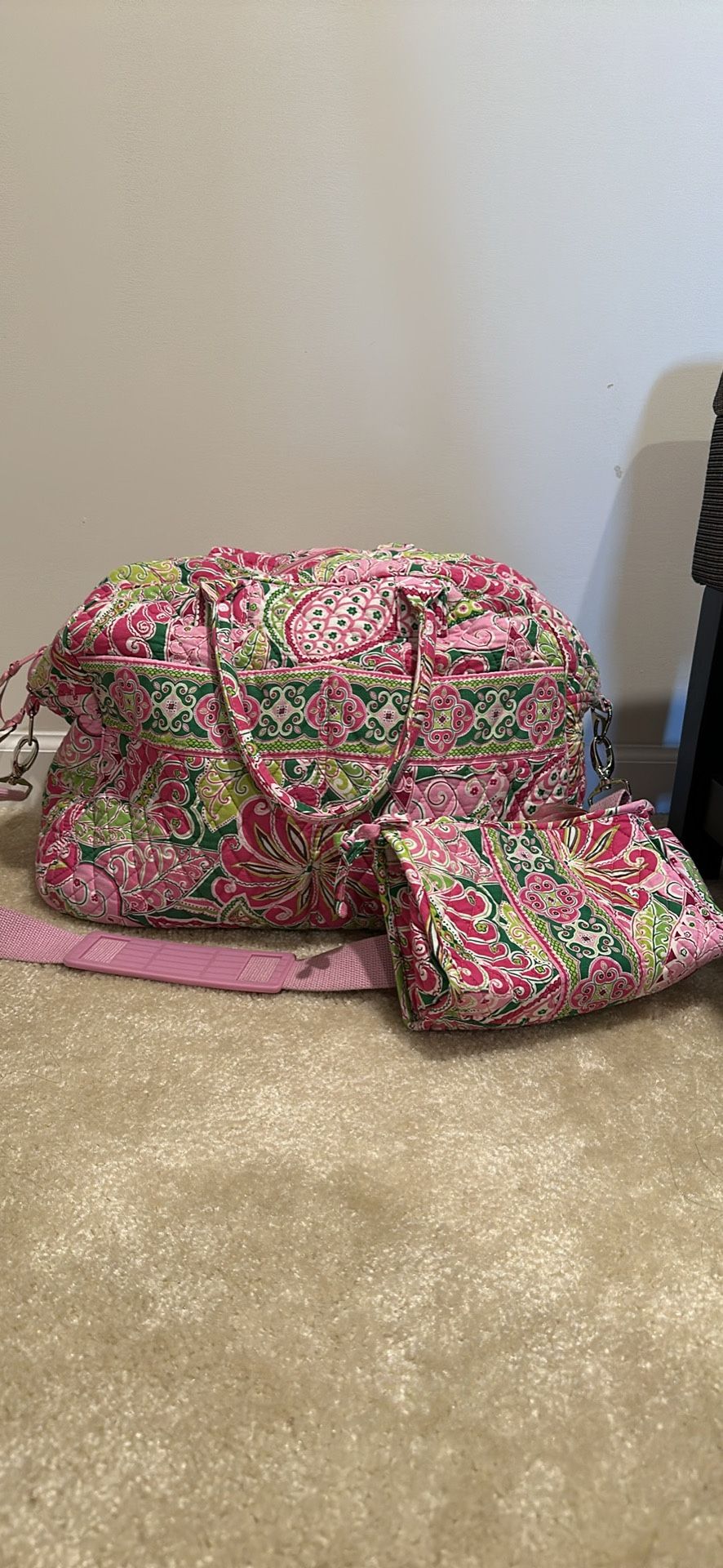 Vera Bradley Weekender Bag With Matching Makeup Pouch