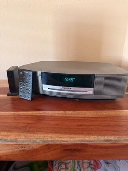 Bose clock radio with Bluetooth