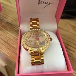 Betsey watch
