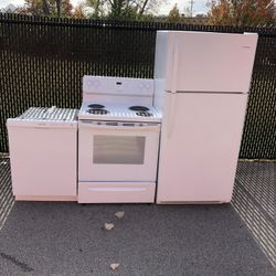 Matching set fridge,stove and dishwasher