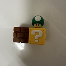 Kinder egg super Mario toy