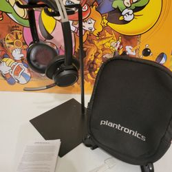 Amazing Plantronics B825 Voyager Focus Wireless Professional Bluetooth Headphones Mic Gamer Podcast