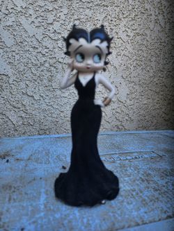 Betty boop figure