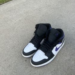 Gently Used Male (Name brand) Sneakers