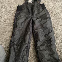 Black size medium 7/8 snow bib overall pants