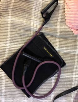 Waist trainer with resistance band