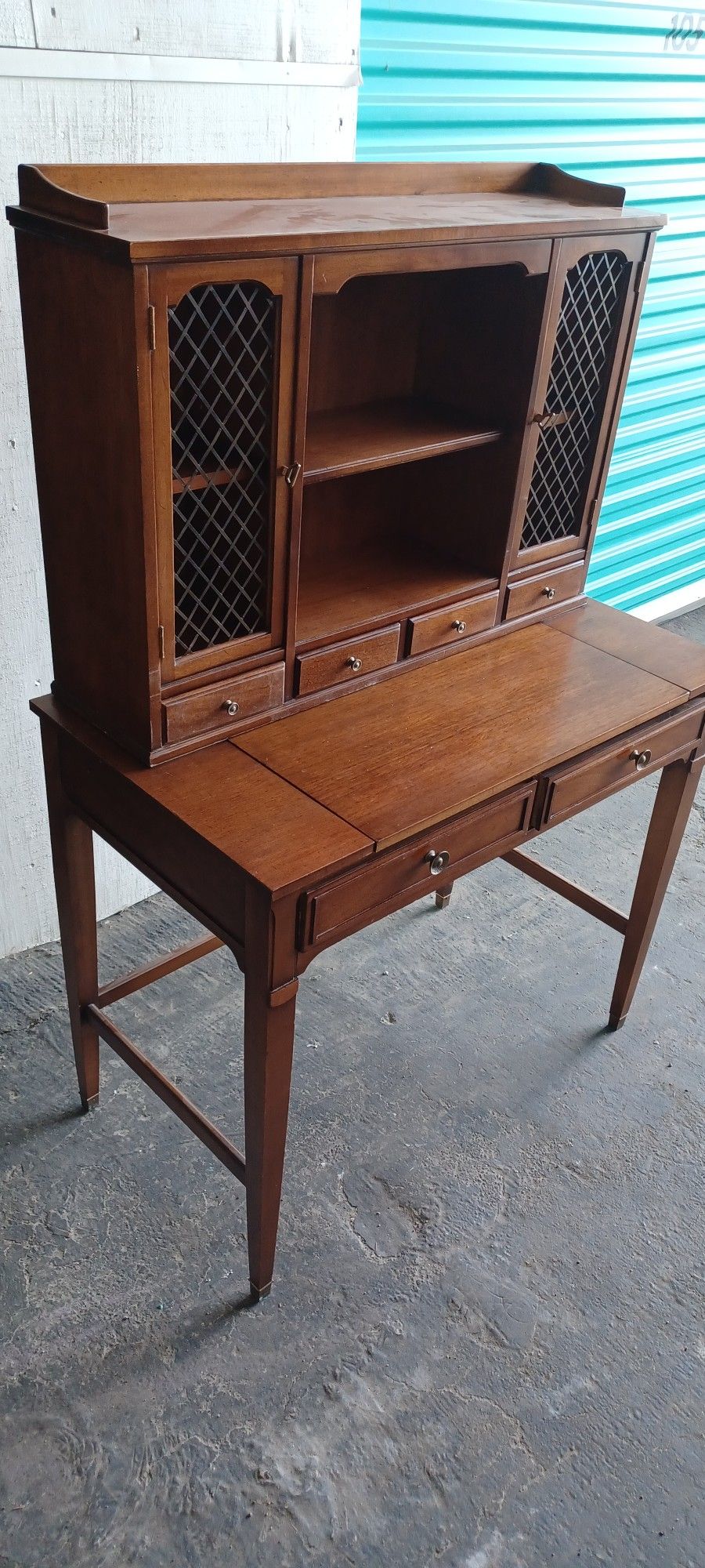Drexel Triune Wooden Writing Hutch Desk $800obo