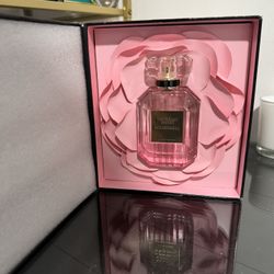 Victoria Secret perfume - Bombshell 