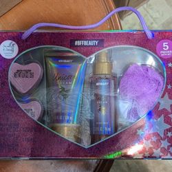 Body Lotion,Body mist , And Bath Fizzers