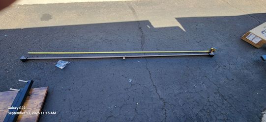 Curtain rod
