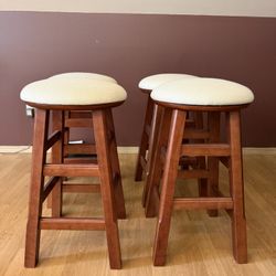 Set of 4 Swivel Counter Stools - Cherry Finish & Cream Upholstery