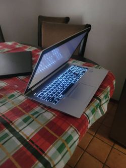 Hp laptop: light keyboard, type C port, HDMI, Bluetooth. MS-Office