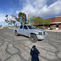 2008 dodge dakotaa