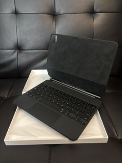 Apple Magic Keyboard Case 11inch