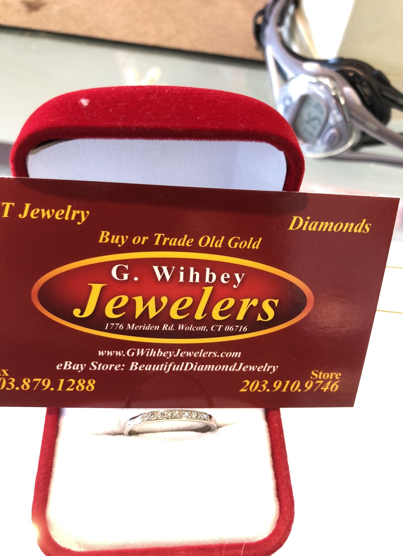 14 kt white gold & Diamond Wedding Ring