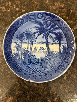 Vintage Royal Copenhagen Christmas Plate 1972 In the Desert