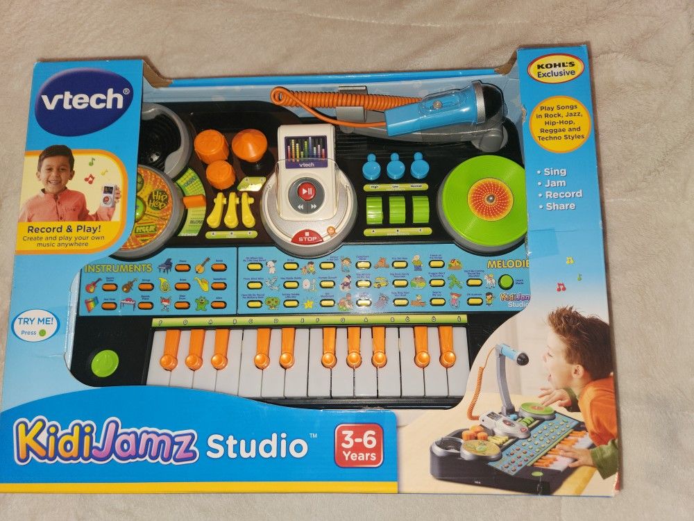 VTech KidiJamz Studioâ„¢ Interactive Music Station With Music Player