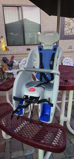 **Schwinn Deluxe child bike carrier **