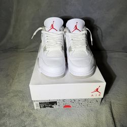 Air Jordan Retro 4 Sneakers