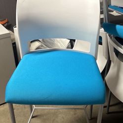 Counter Stools.  Set Of 4. Excellent Condition 