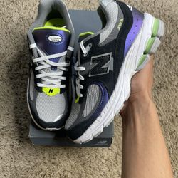 New Balance 2002R Purple Noir 