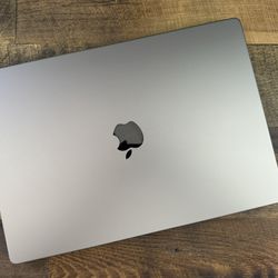 MacBook Pro 16 Inch 2023