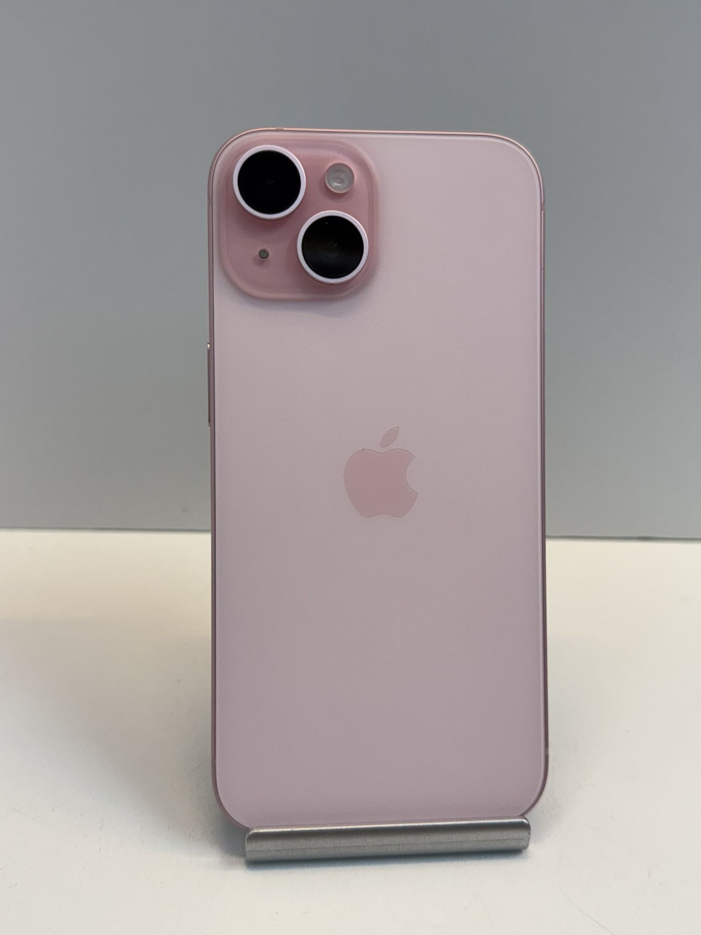 Apple iPhone 15 128gb. ( Cellphone Unlocked )