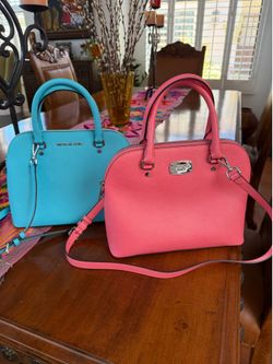 Michael Kors Cindy Medium Saffiano Leather Dome