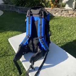 Brand New Clevr Plus Baby Child Carrier Pack