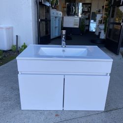 New Assembled, 30" Wall Mounted Bathroom Vanity with Ceramic Top and Sink, Storage Cabinet, Faucet Combo Set