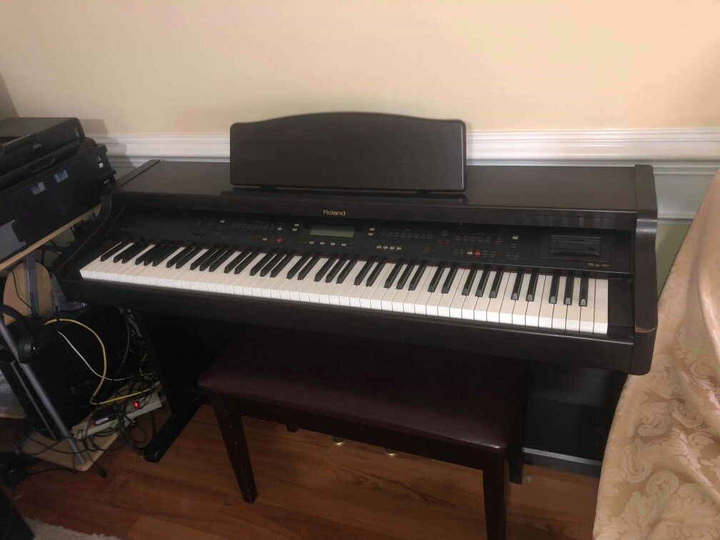 KR-177 Digital piano