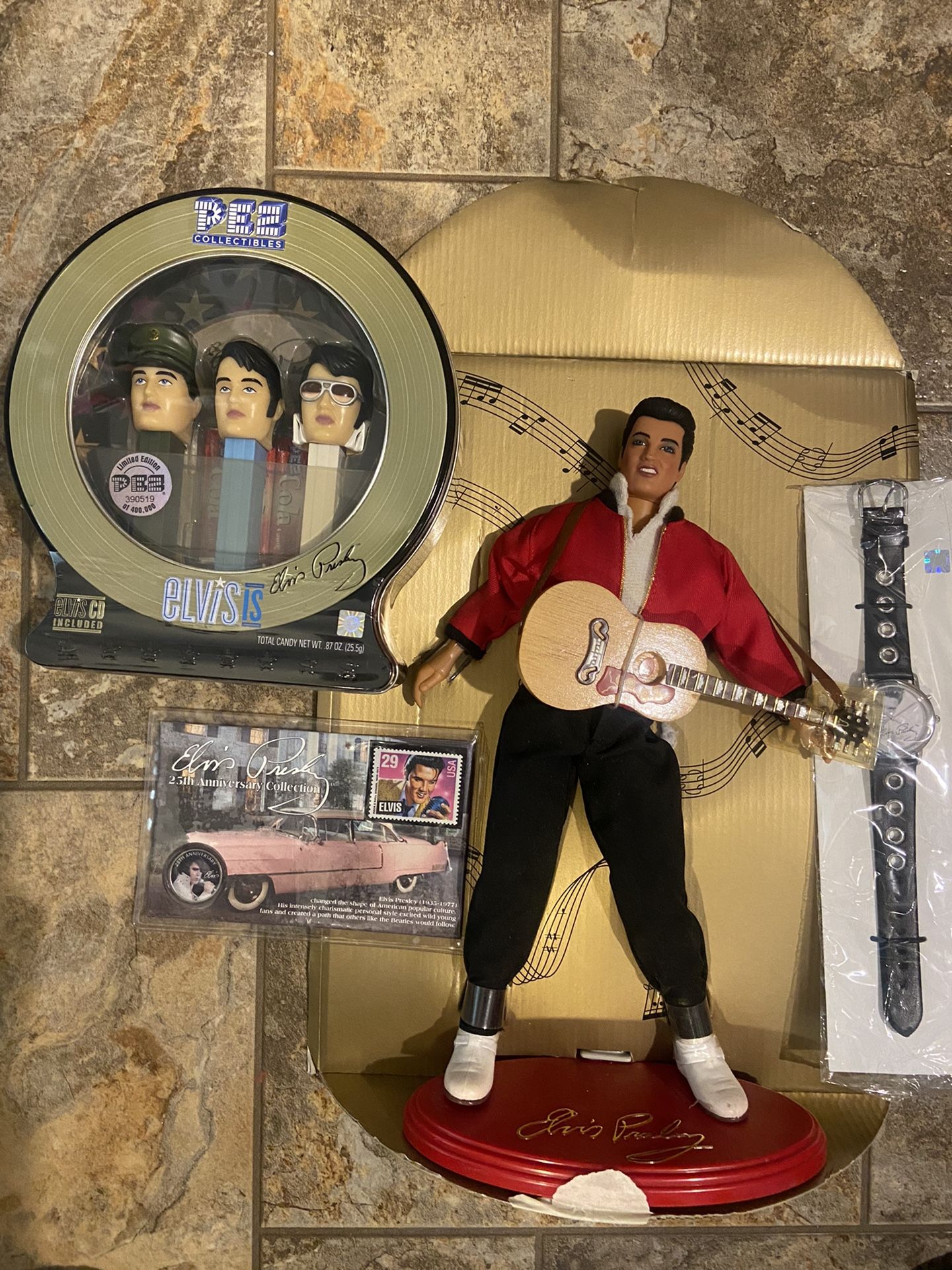 Elvis Lot