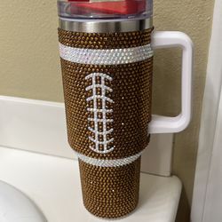 New tumbler glitter ✨ rare football 🏈