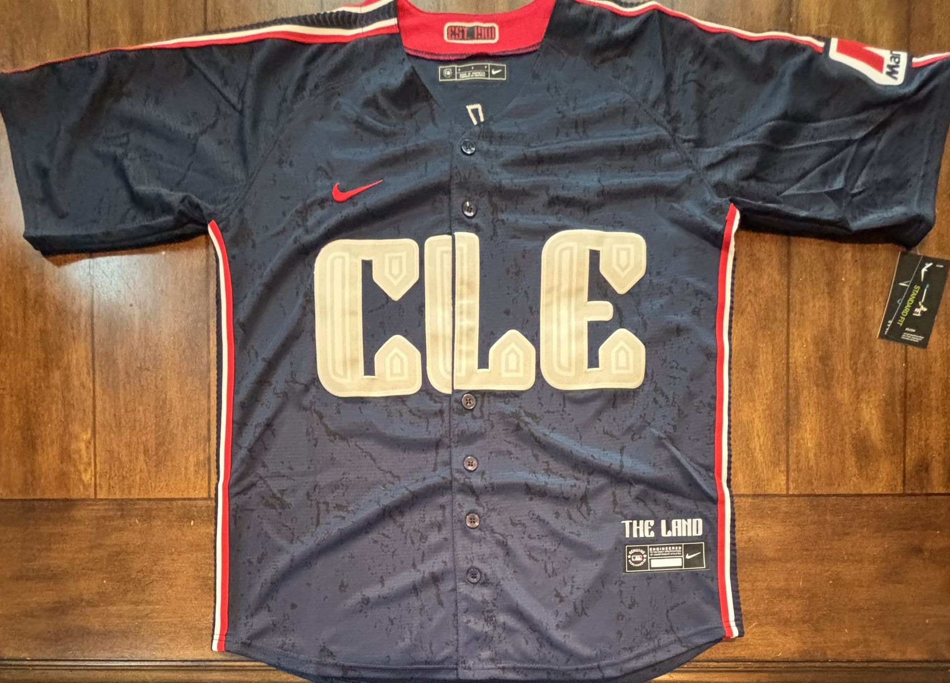 Cleveland Guardians Jose Ramirez City Connect CHE Adult Small Jersey  NWT