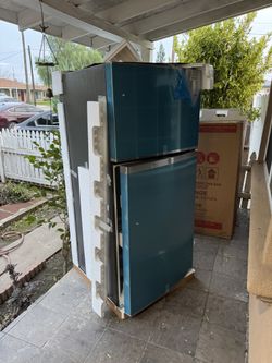Frigidaire Garage Ready Freezer/Refrigerator