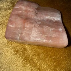 Rose Quartz Crystal Stone’s 