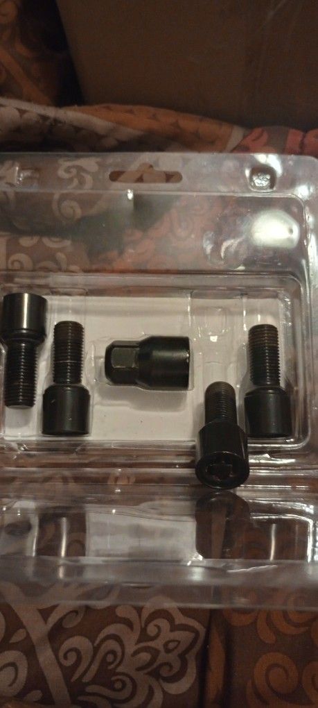 4 Black Ball Seat Wheel Lock Set For Mercedes Audi Porsche Volkswagen 14x1.5 28mm