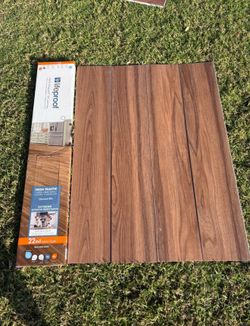 Lifeproof Clermont Elm 22 mil Click Lock Waterproof Luxury Vinyl Plank Flooring