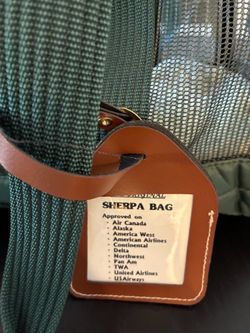 Airline approved Sherpa pet carrier, used once