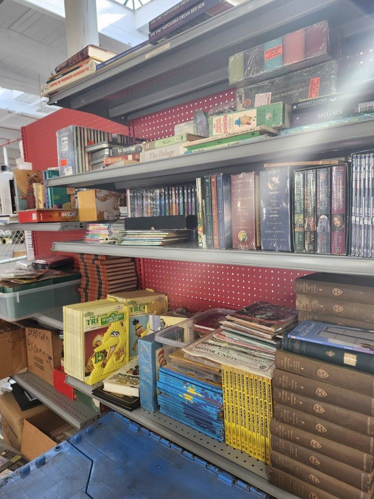 Liquidation ON Books And More LOCATED IN WHITENSVILLE