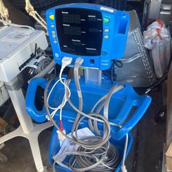 Great Vital Signs Machine Complete Ready For Any Office Was Taken From A Bankrupt. Office Item Was Still Plugged In When We Removed It. Everything S